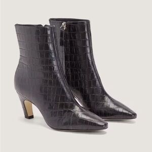Everlane crocodile boot